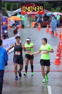 BIB: 040439, 7123, 5721
                            <button type="button" onclick="openModal(5737686)" class="btn btn-primary btn-sm float-right btn-popup" data-toggle="modal" data-target=".modal-high-quality">
                        <i class="fas fa-shopping-cart"></i> Add to Cart
                    </button>
                                            <button type="button" onclick="isThisMe(5737686, true)" class="btn btn-success btn-sm float-right btn-popup btn-isme hidden" data-toggle="tooltip" data-placement="bottom" title="นี่คือรูปของคุณใช่ไหม คลิกที่นี่เพื่อเอาเข้าอัลบั้ม">
                        <i class="fas fa-plus"></i> Add to album
                    </button>
                    <button type="button" onclick="isThisMe(5737686, false)" class="btn btn-warning btn-sm float-right btn-popup btn-isnotme hidden">
                        <i class="fas fa-ban"></i> Remove from album
                    </button>